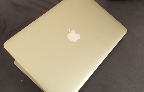 MacBook Air 2015 i5 4/128