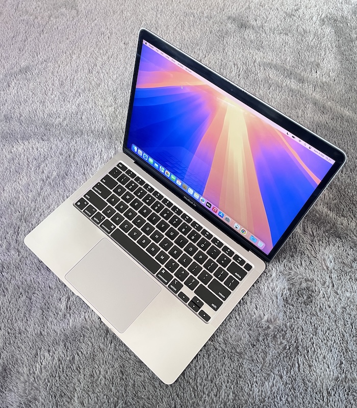 Macbook air m1 space grey