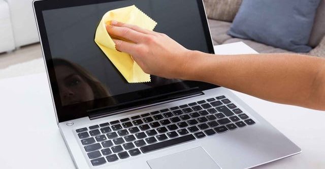 Cara membersihkan Macbook